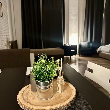Benvenuto Apartman Hotel Boedapest Buitenkant foto